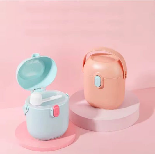 Baby Formula Dispenser/Food storage